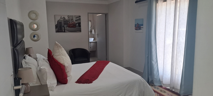 Commercial Property for Sale in Sandbaai Western Cape